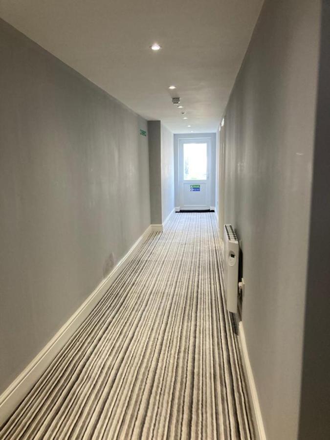 112 Gleneagle Road Rooms Londres Exterior foto